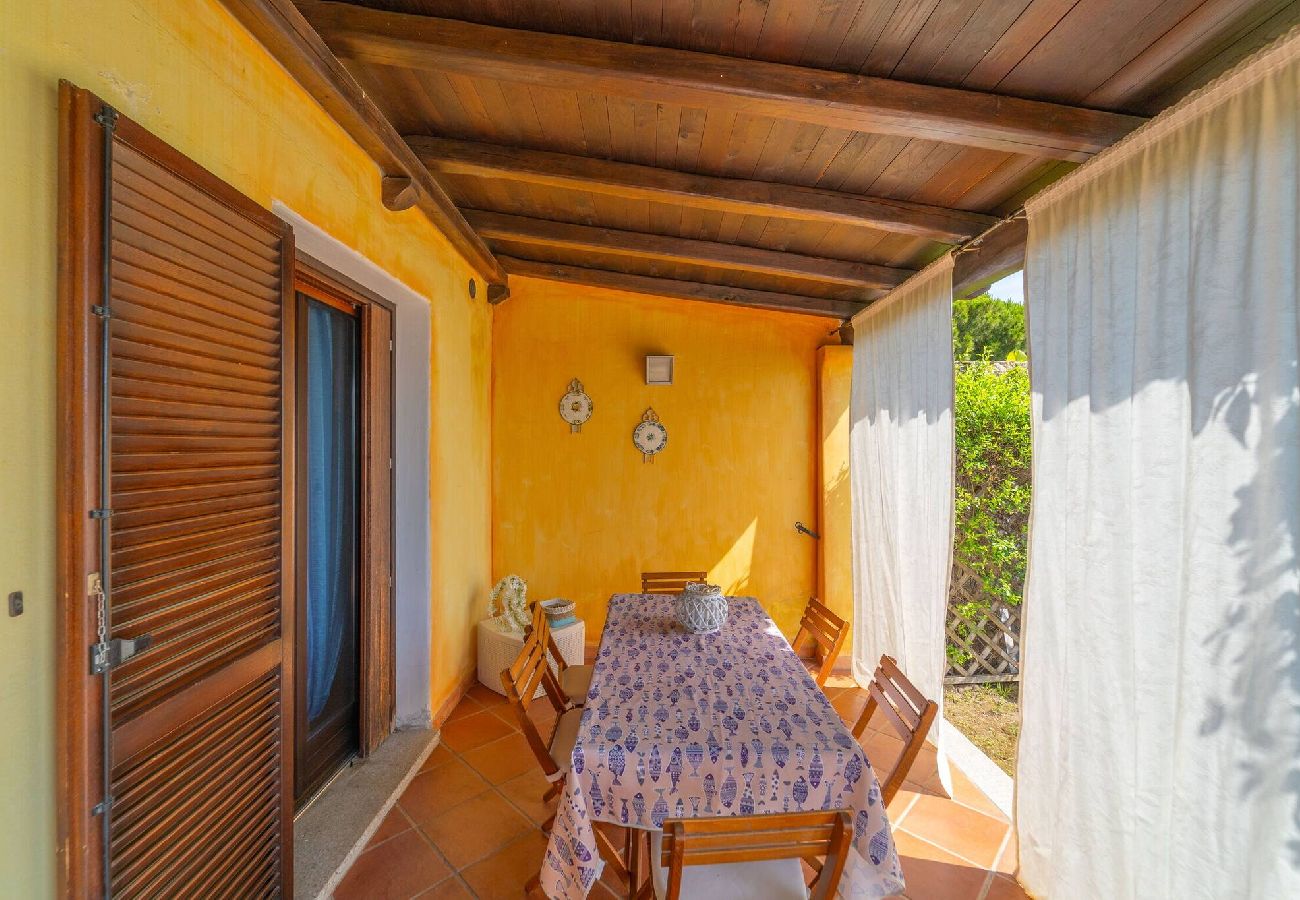 Villa a Baia Sant'Anna - Villetta Bianchi - By Searly 