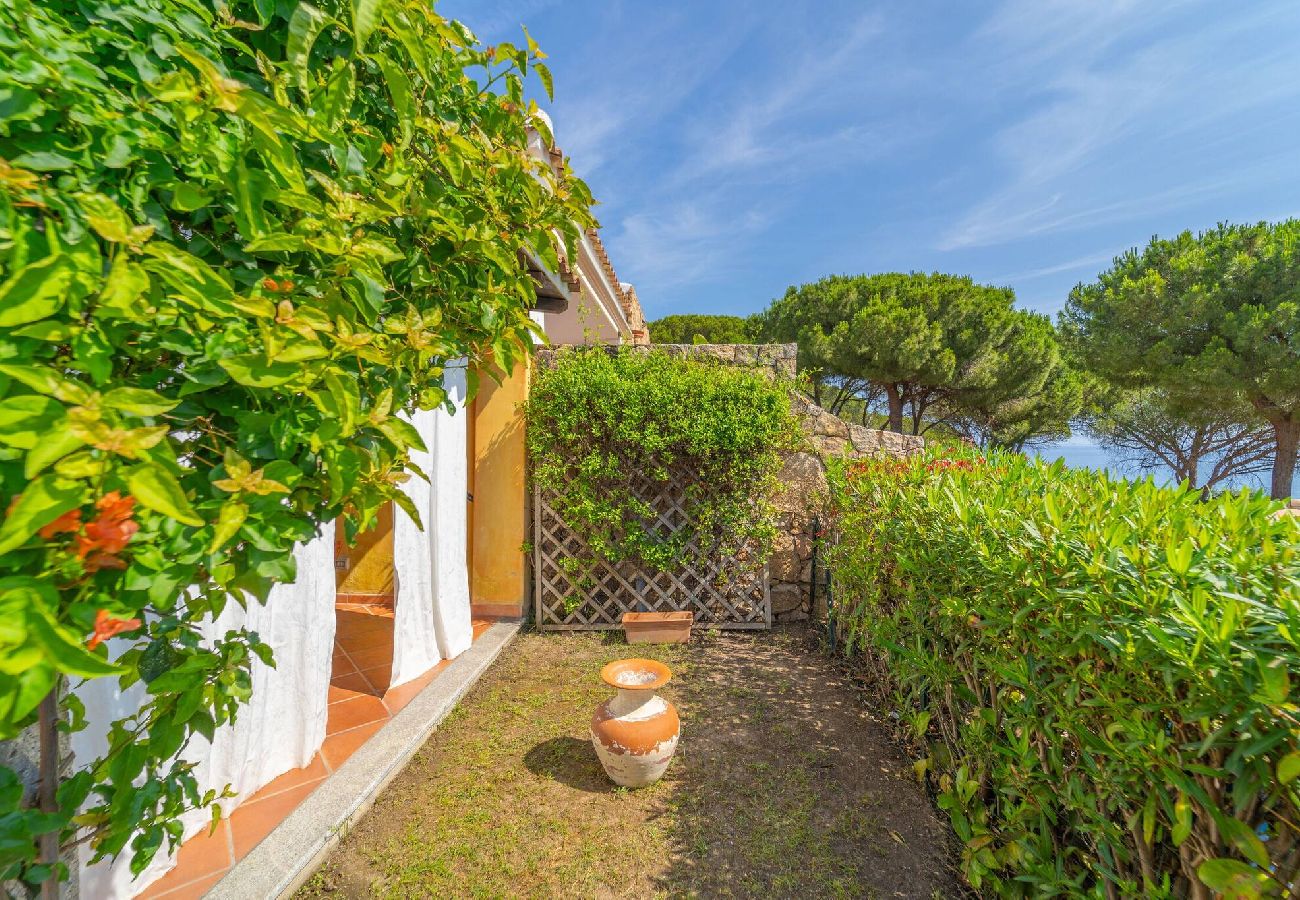 Villa a Baia Sant'Anna - Villetta Bianchi - By Searly 