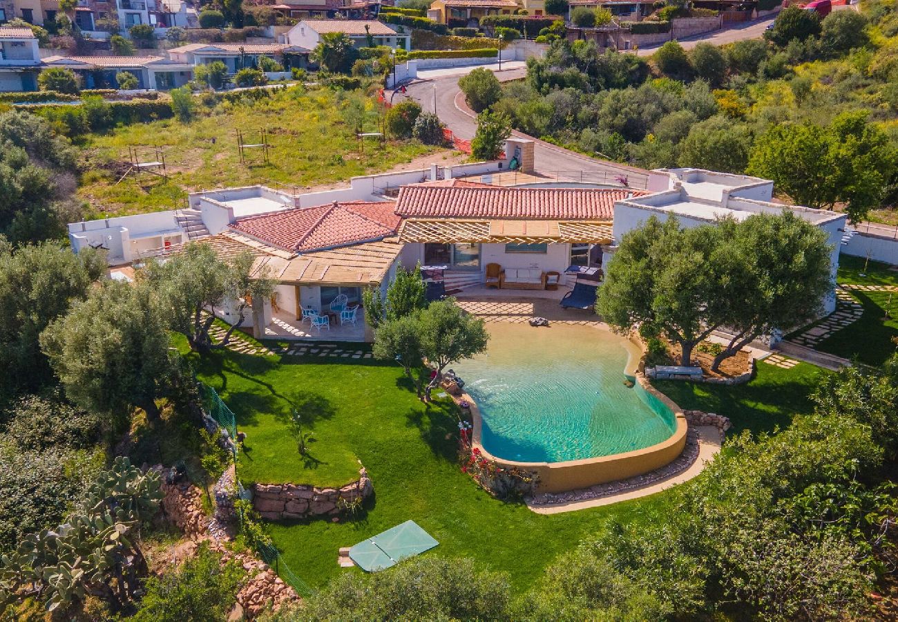 Villa a Porto San Paolo - D&V Luxury Villa - con piscina riscaldata - By Searly 