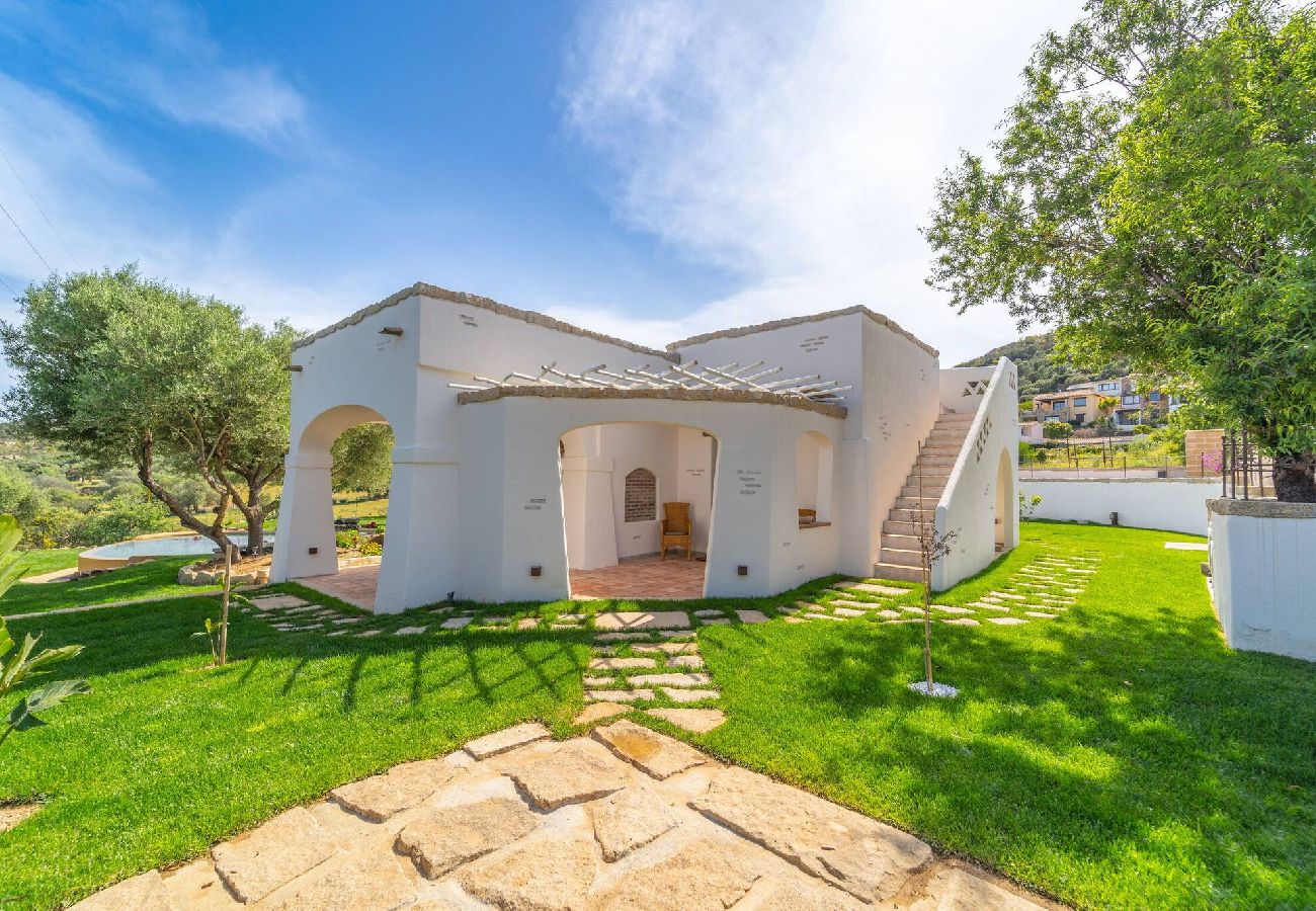 Villa a Porto San Paolo - D&V Luxury Villa - con piscina riscaldata - By Searly 