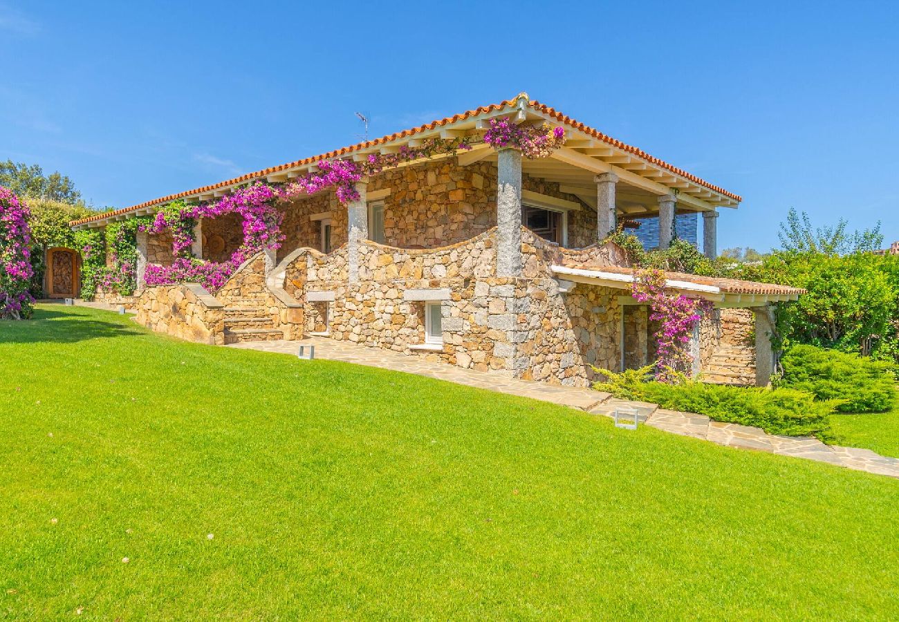 Villa a Porto Rotondo - Villa Alfa - By Searly 