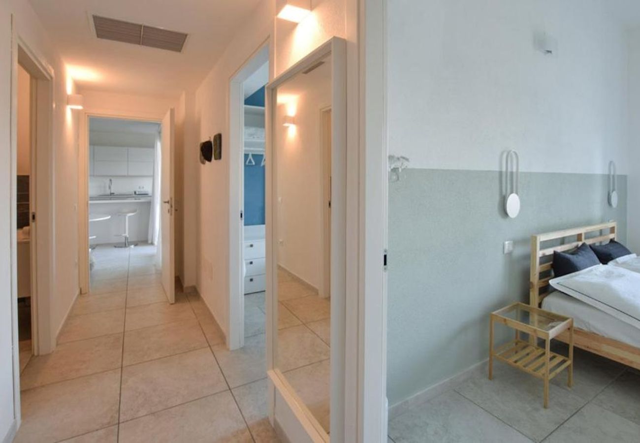 Villa a Baia Sant'Anna - Villa Harmony - By Searly