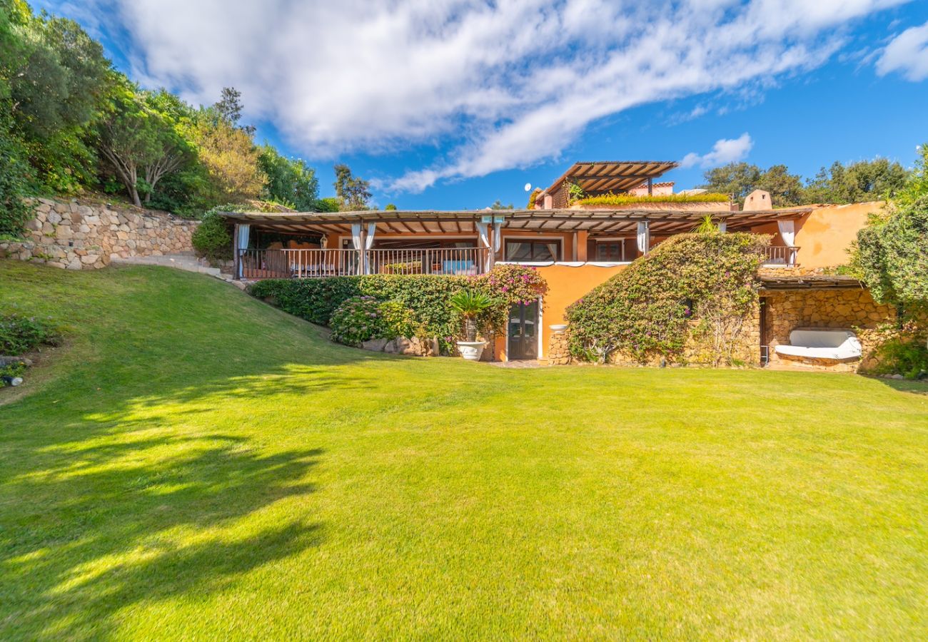 Villa a Porto Cervo - Villa Pevero Golf