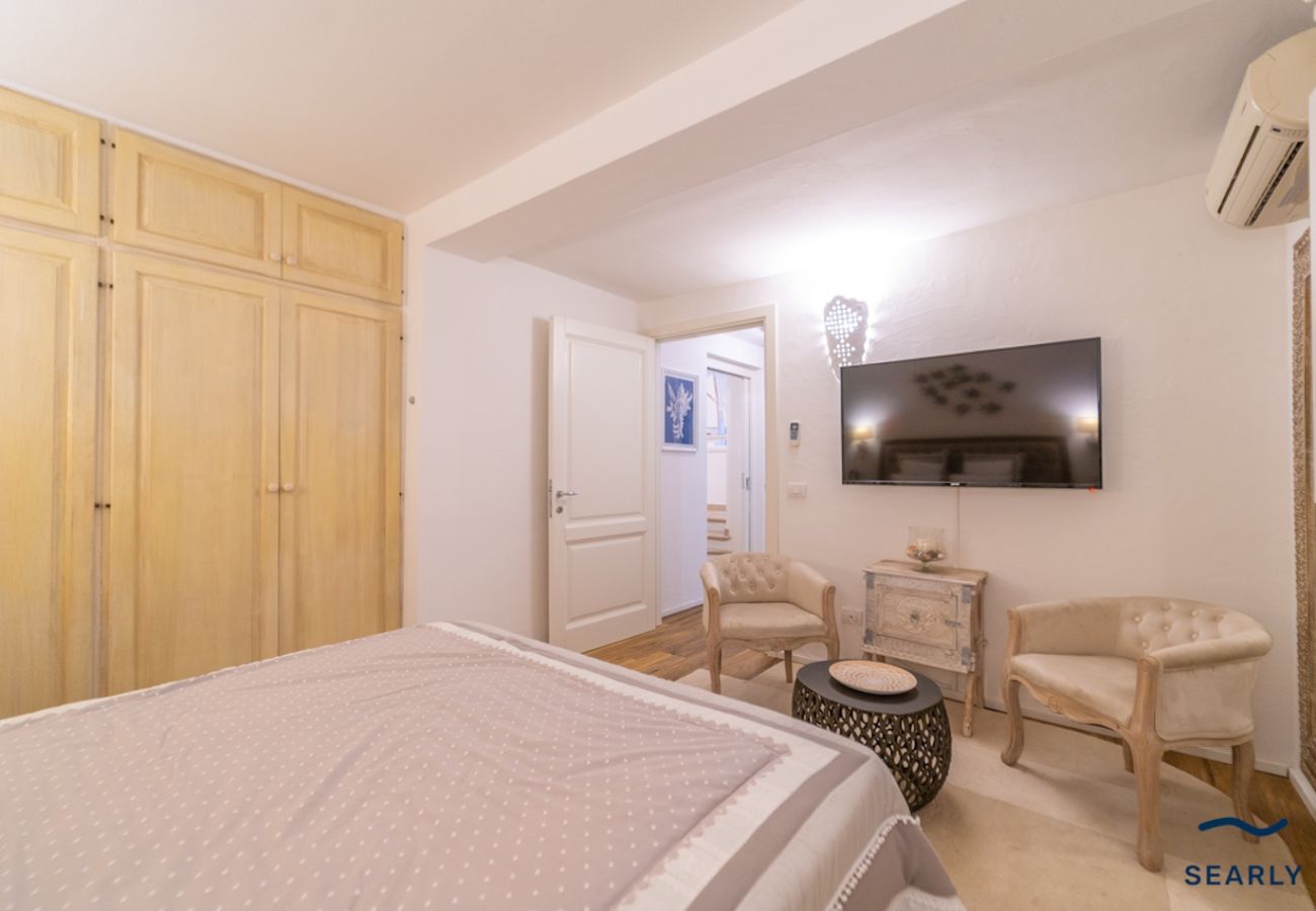 Villa a San Teodoro - Villa Orchidea