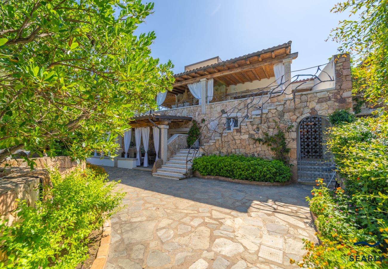 Villa a San Teodoro - Villa Orchidea