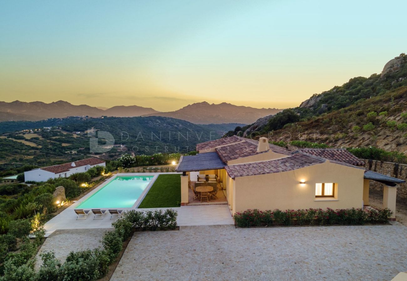 Villa a Olbia - Villa Silenda