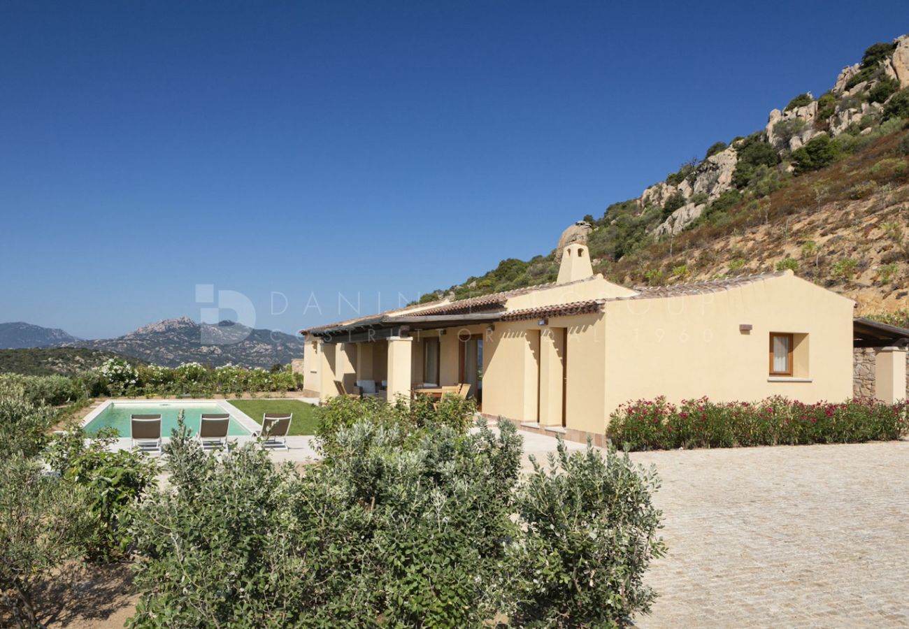 Villa a Olbia - Villa Silenda