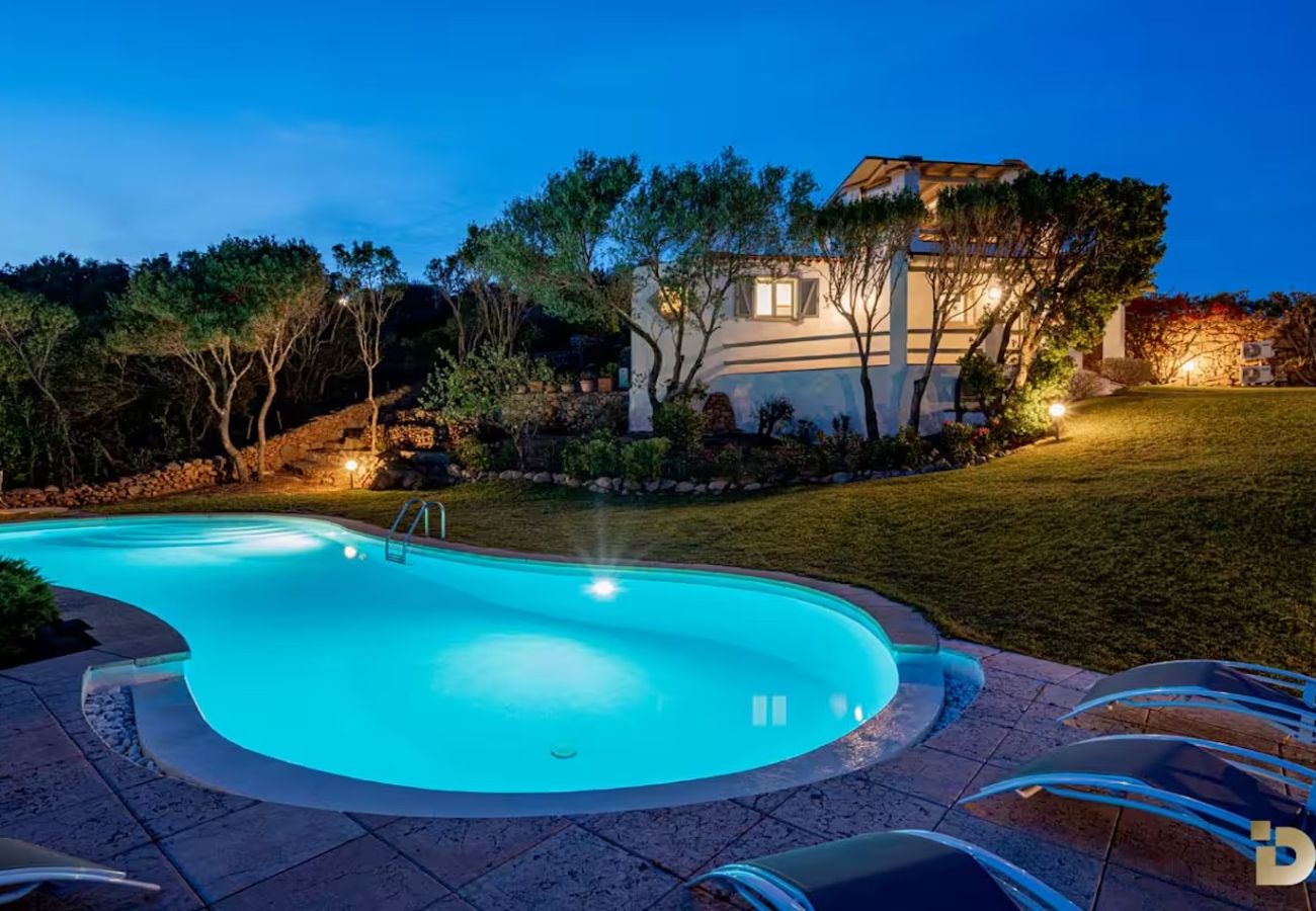 Villa a Porto Cervo - Villa Auria LVD