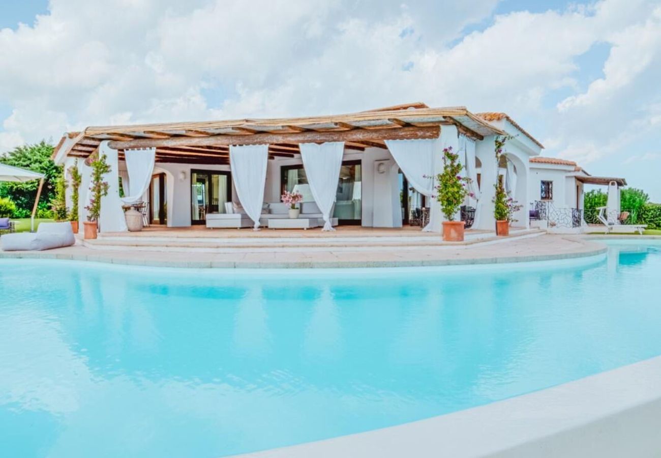 Villa a Porto Cervo - Villa Acantu