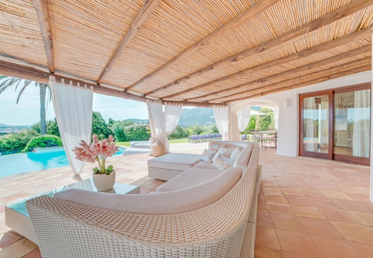 Villa a Porto Cervo - Villa Acantu