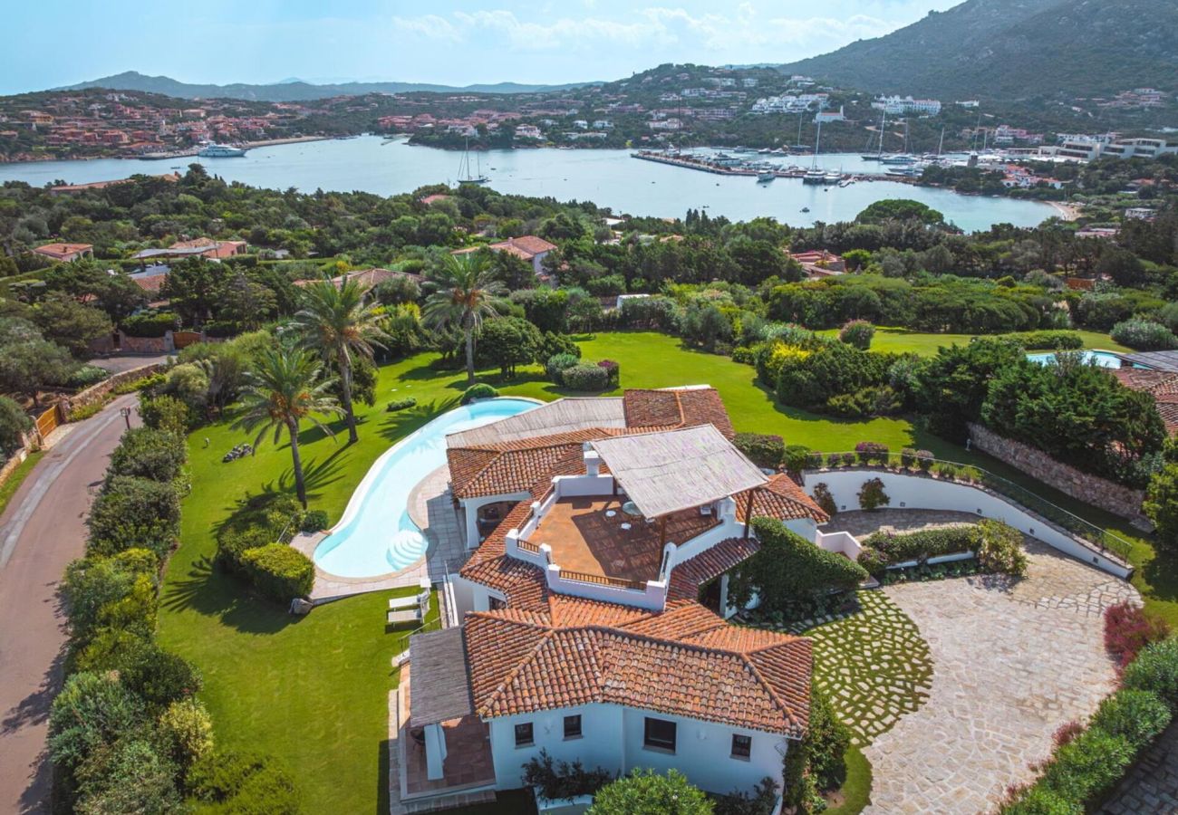 Villa a Porto Cervo - Villa Acantu