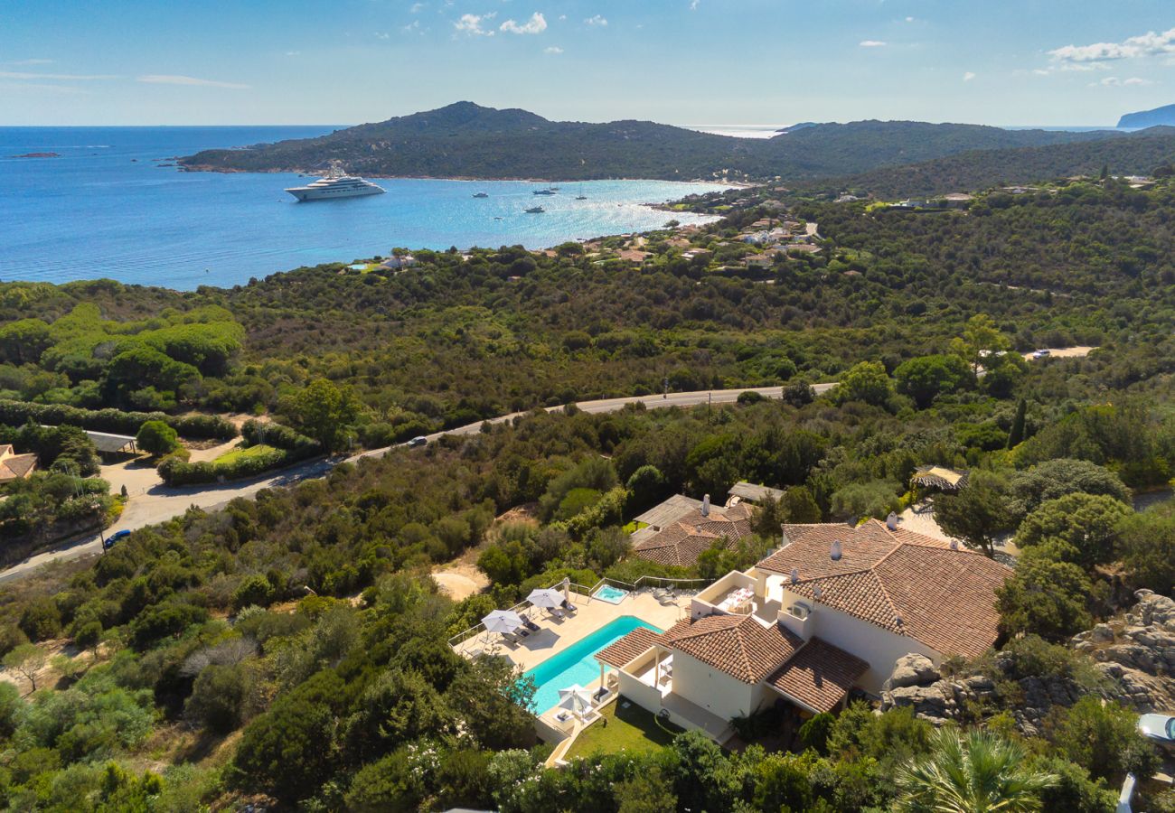 Villa a Arzachena - Villa Purple