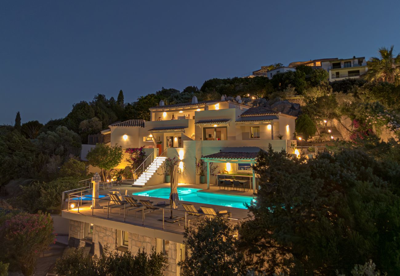 Villa a Arzachena - Villa Purple
