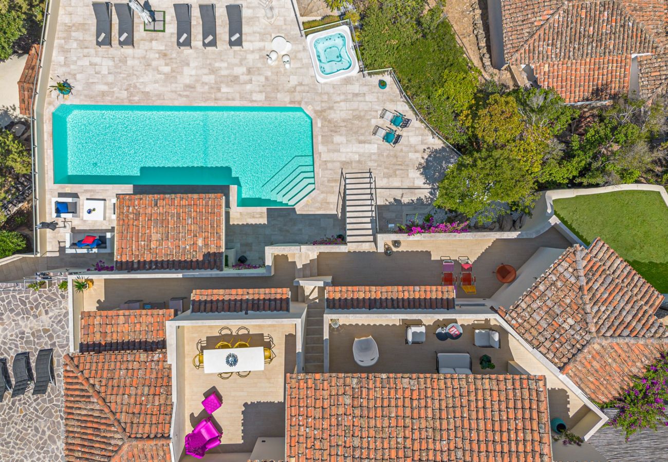 Villa a Arzachena - Villa Purple