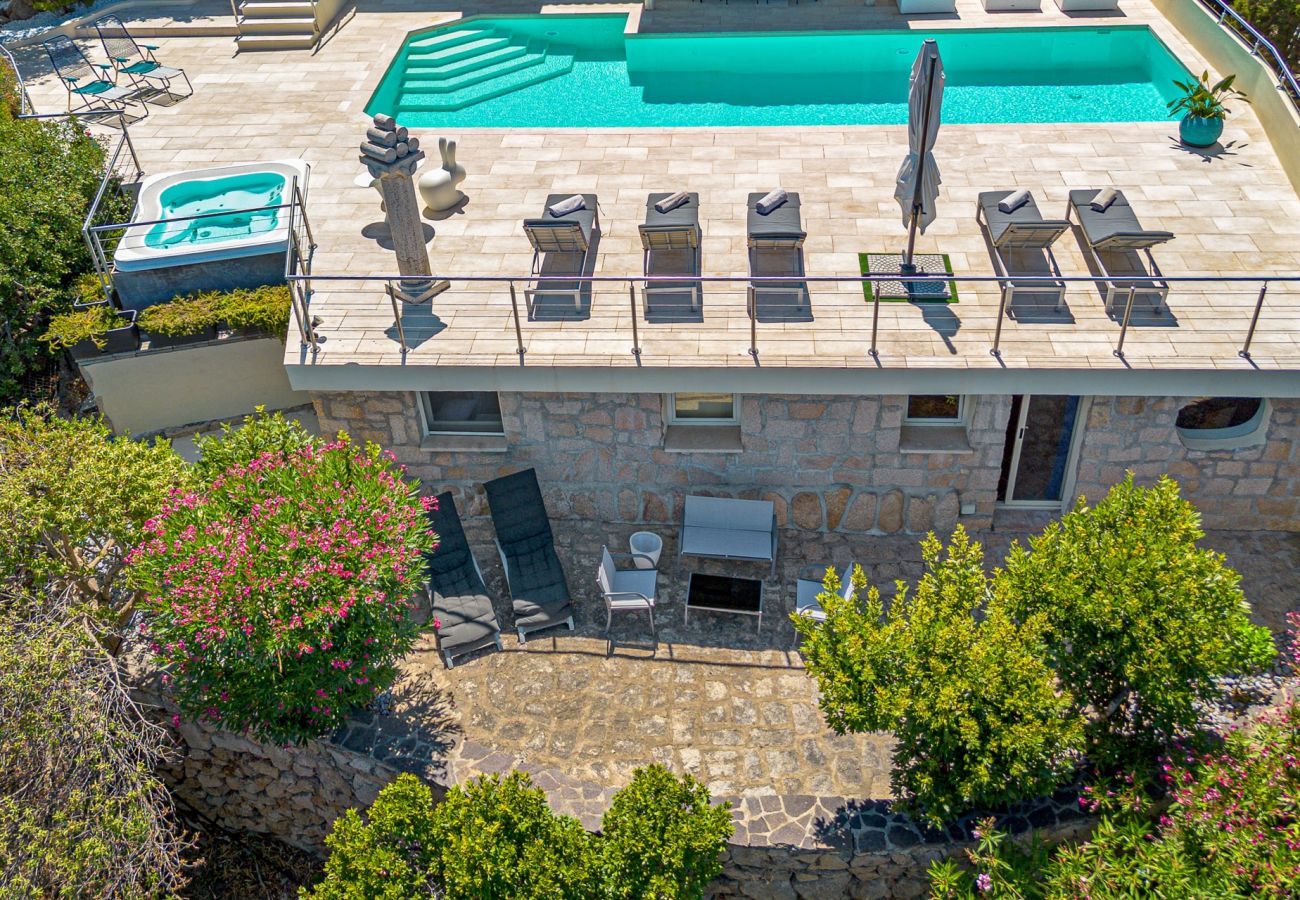 Villa a Arzachena - Villa Purple