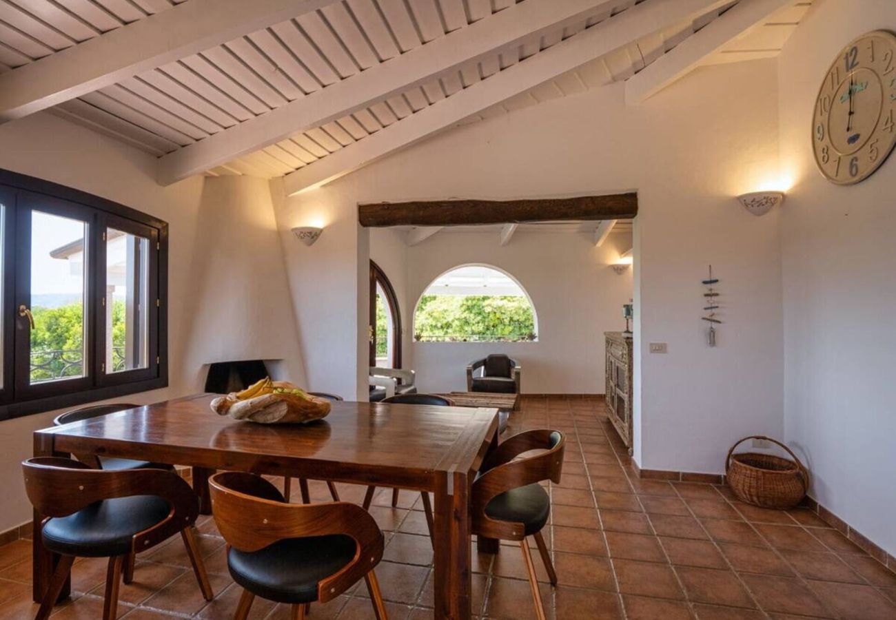 Villa a San Teodoro - Villa Luna Rossa