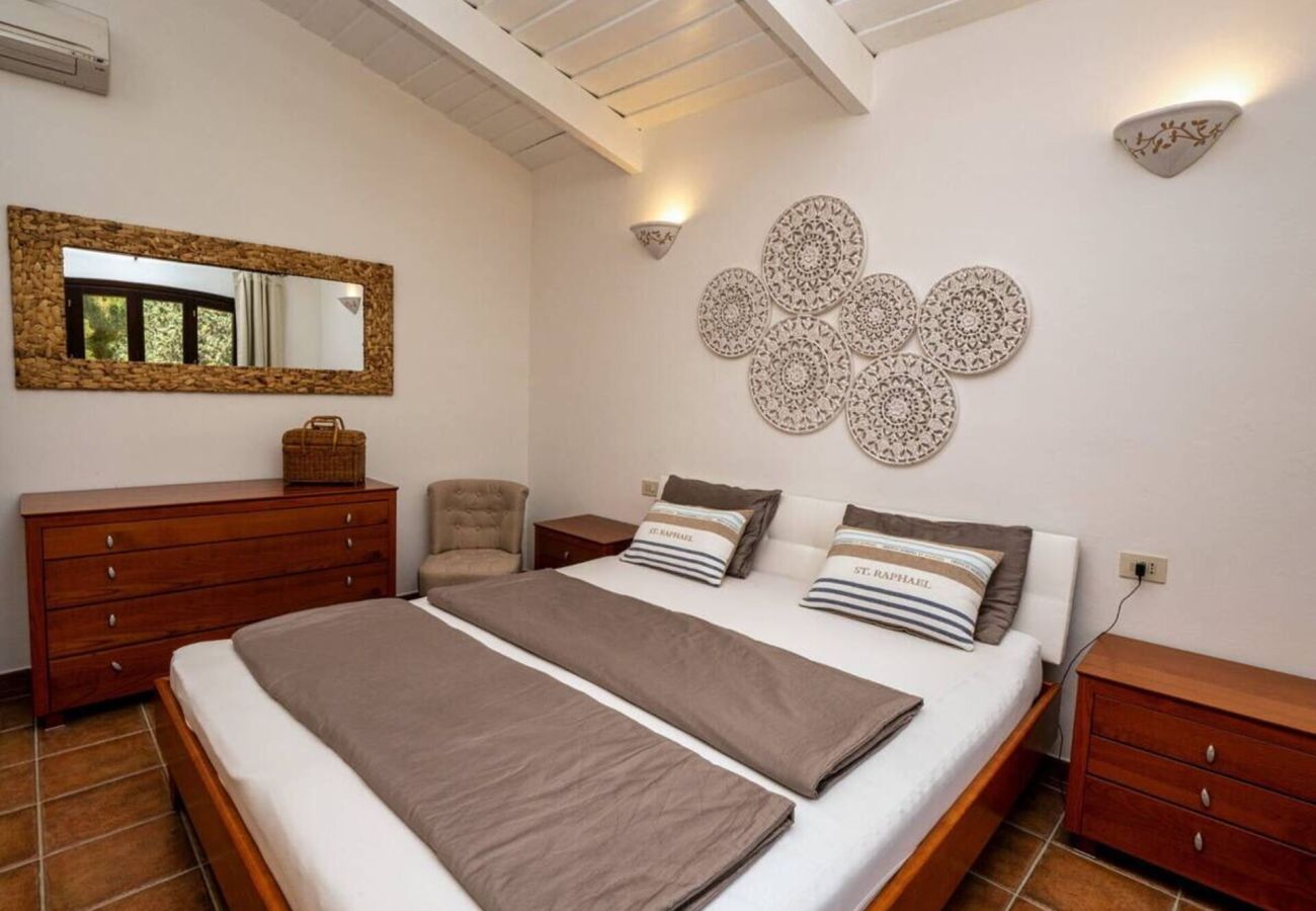 Villa a San Teodoro - Villa Luna Rossa