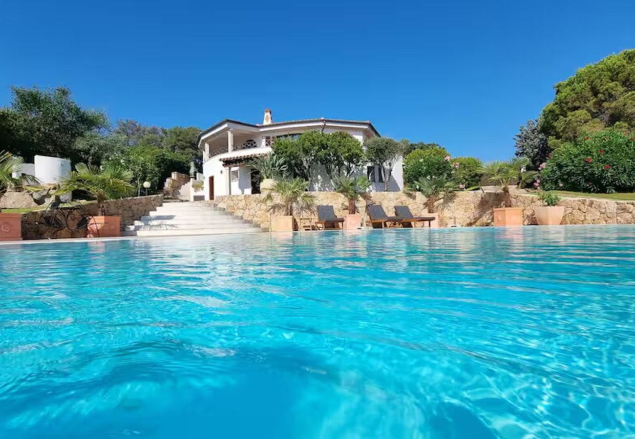 Villa a San Teodoro - Villa Luna Rossa