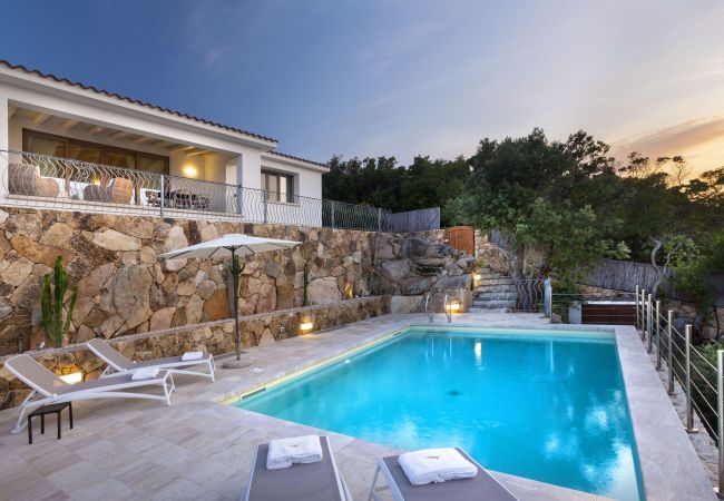 Villa a San Teodoro - Villa Astrea Alba