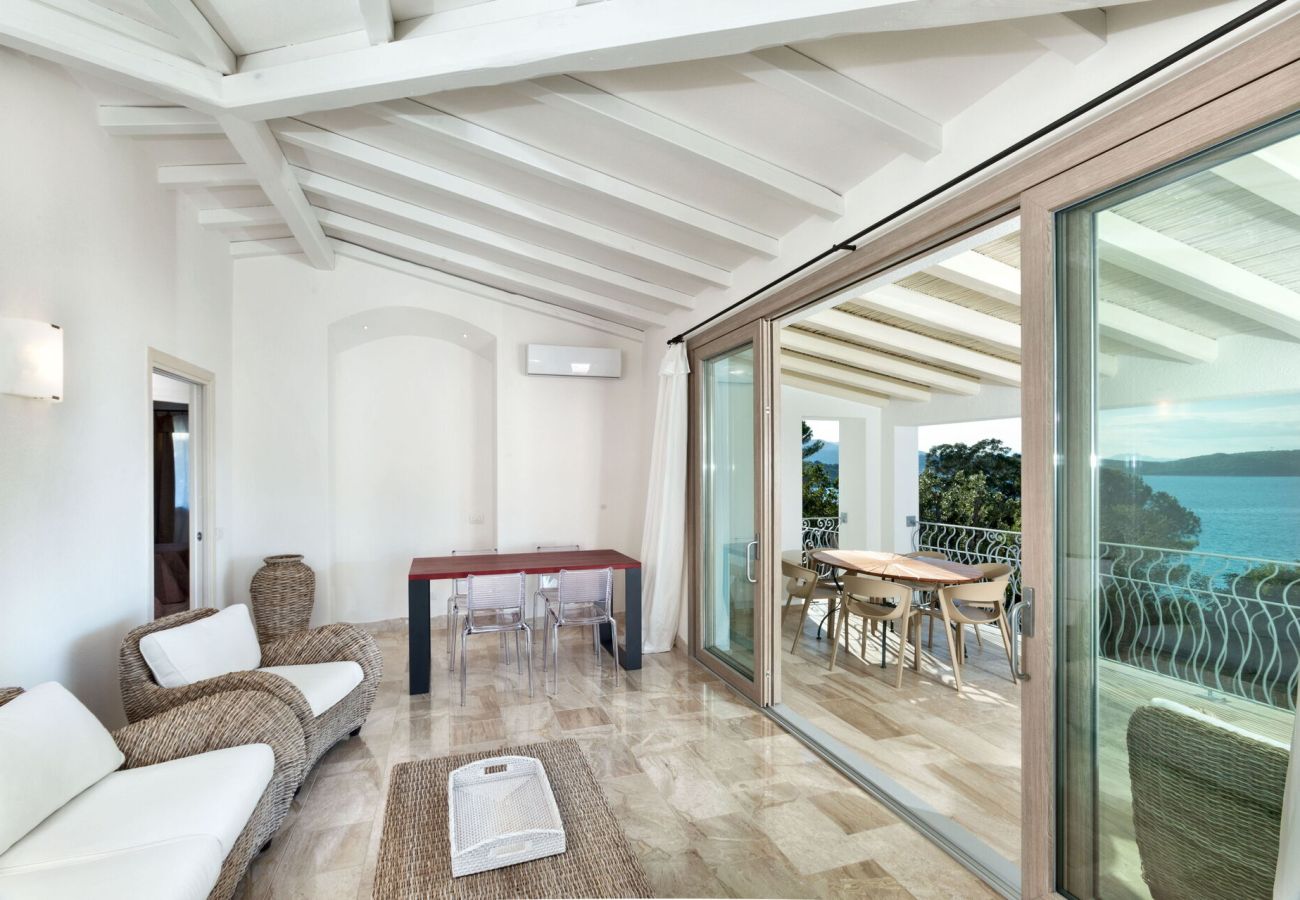 Villa a San Teodoro - Villa Astrea Alba