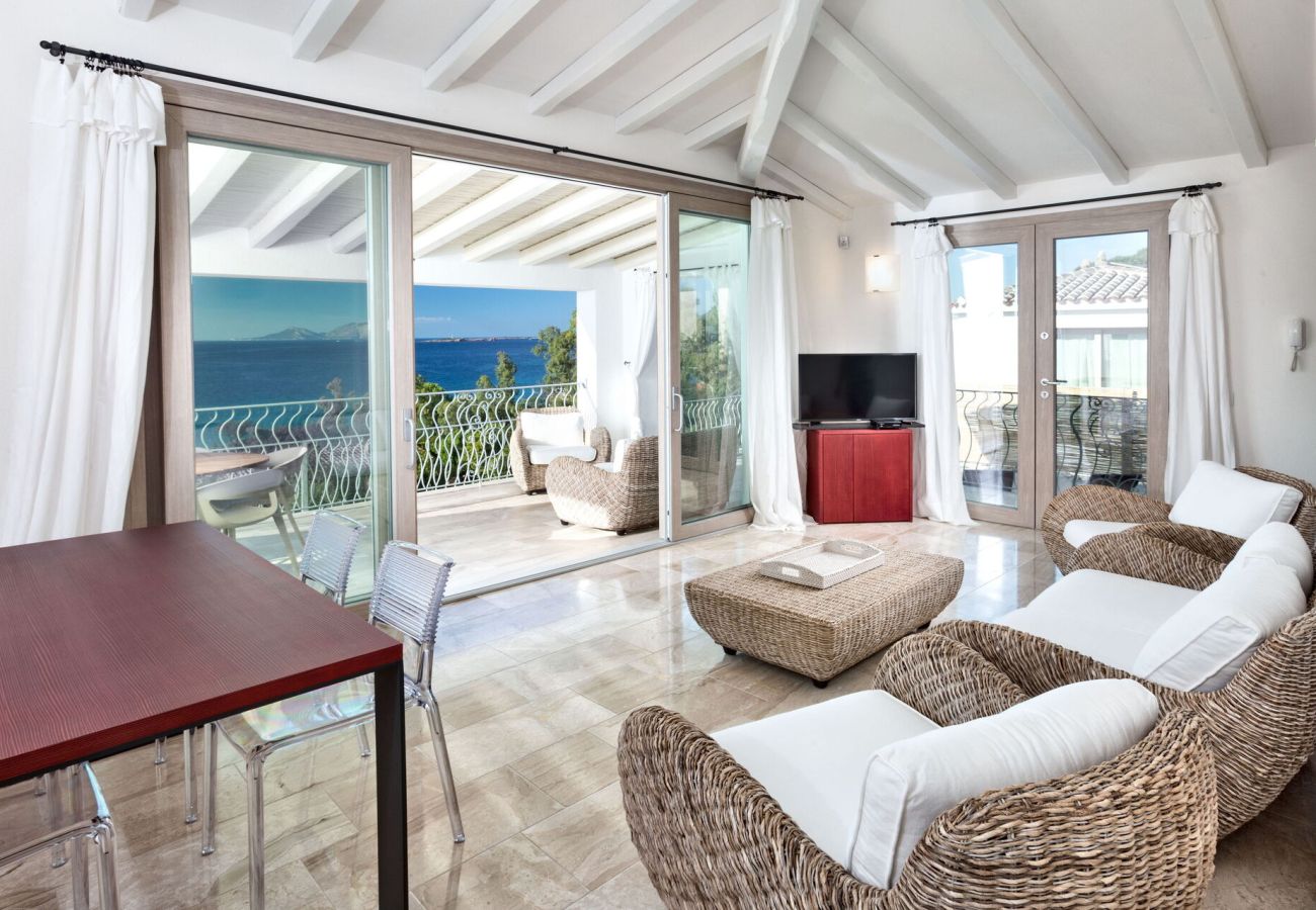 Villa a San Teodoro - Villa Astrea Alba