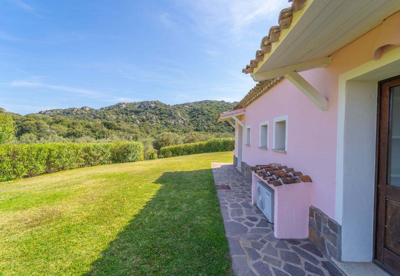 Villa a Olbia - Villa Essenza