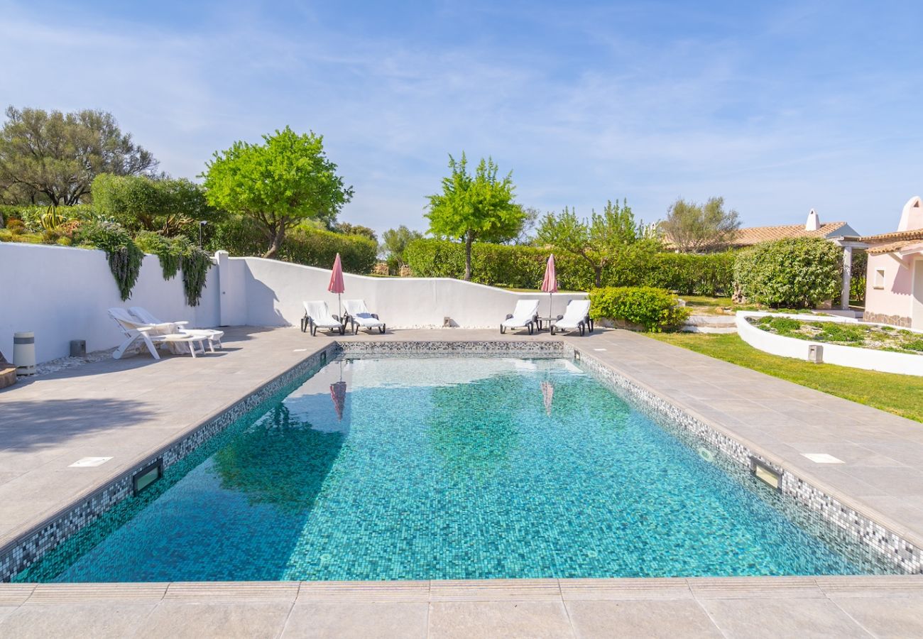 Villa a Olbia - Villa Essenza