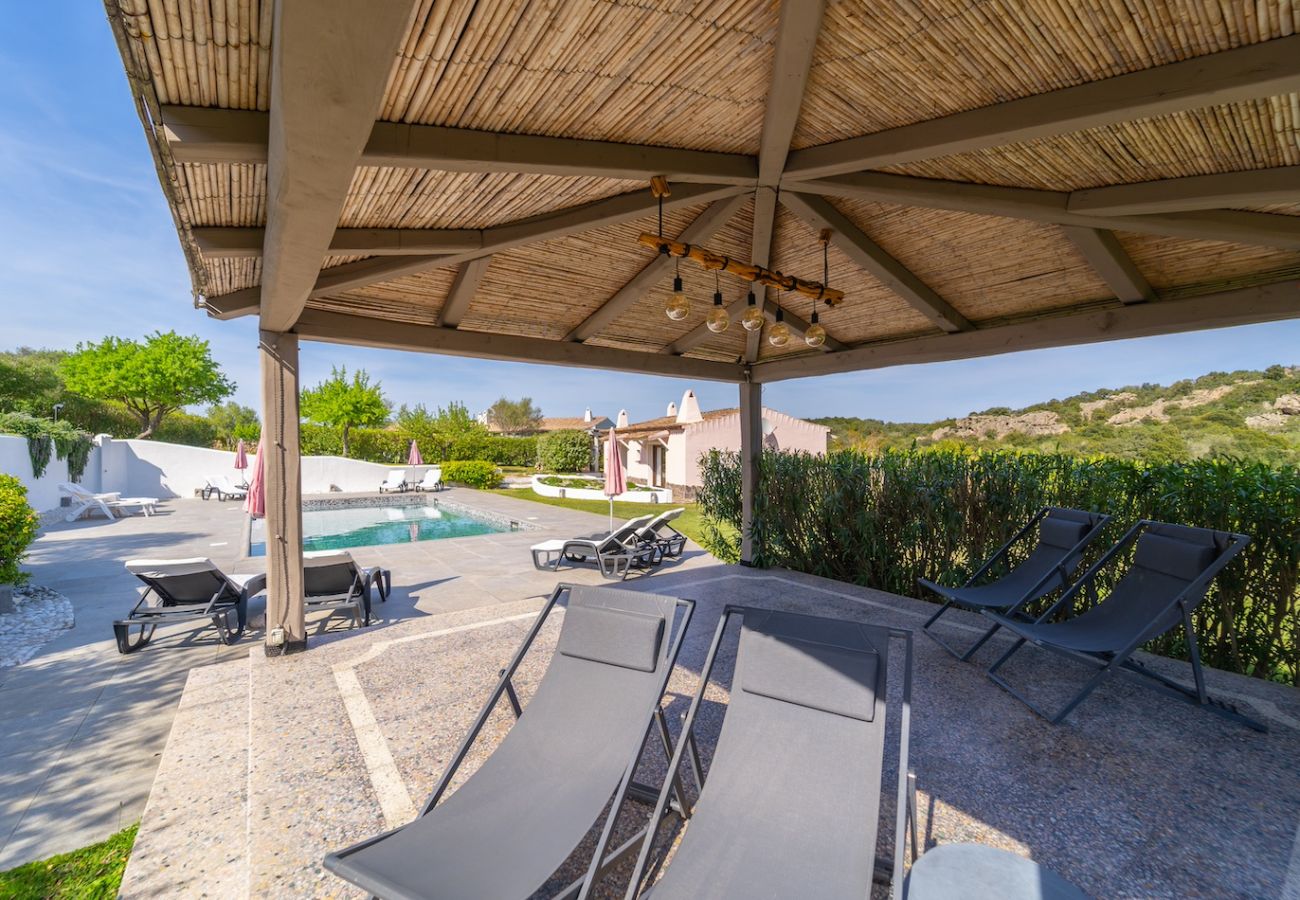 Villa a Olbia - Villa Essenza