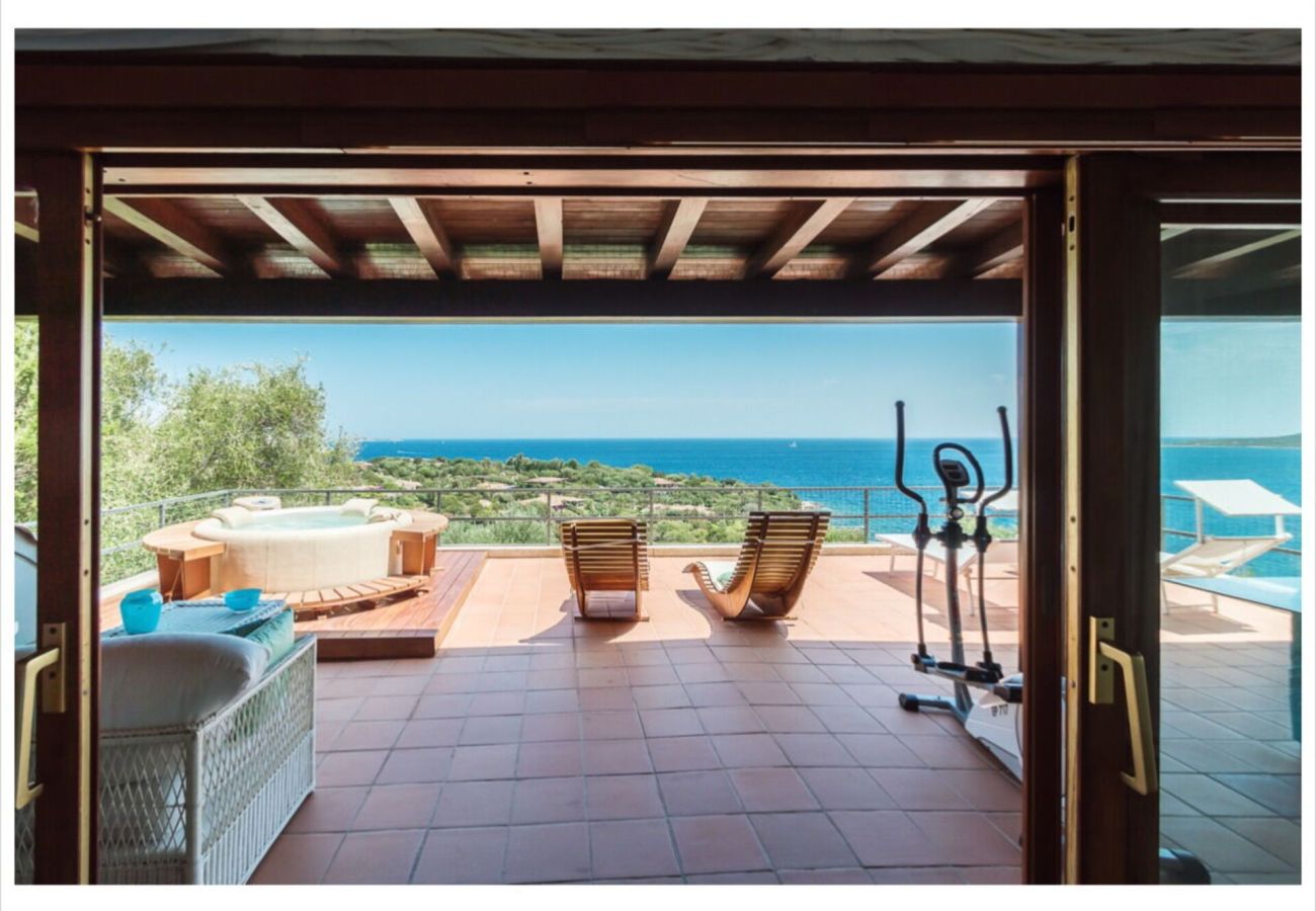 Villa a Olbia - Villa Lalla