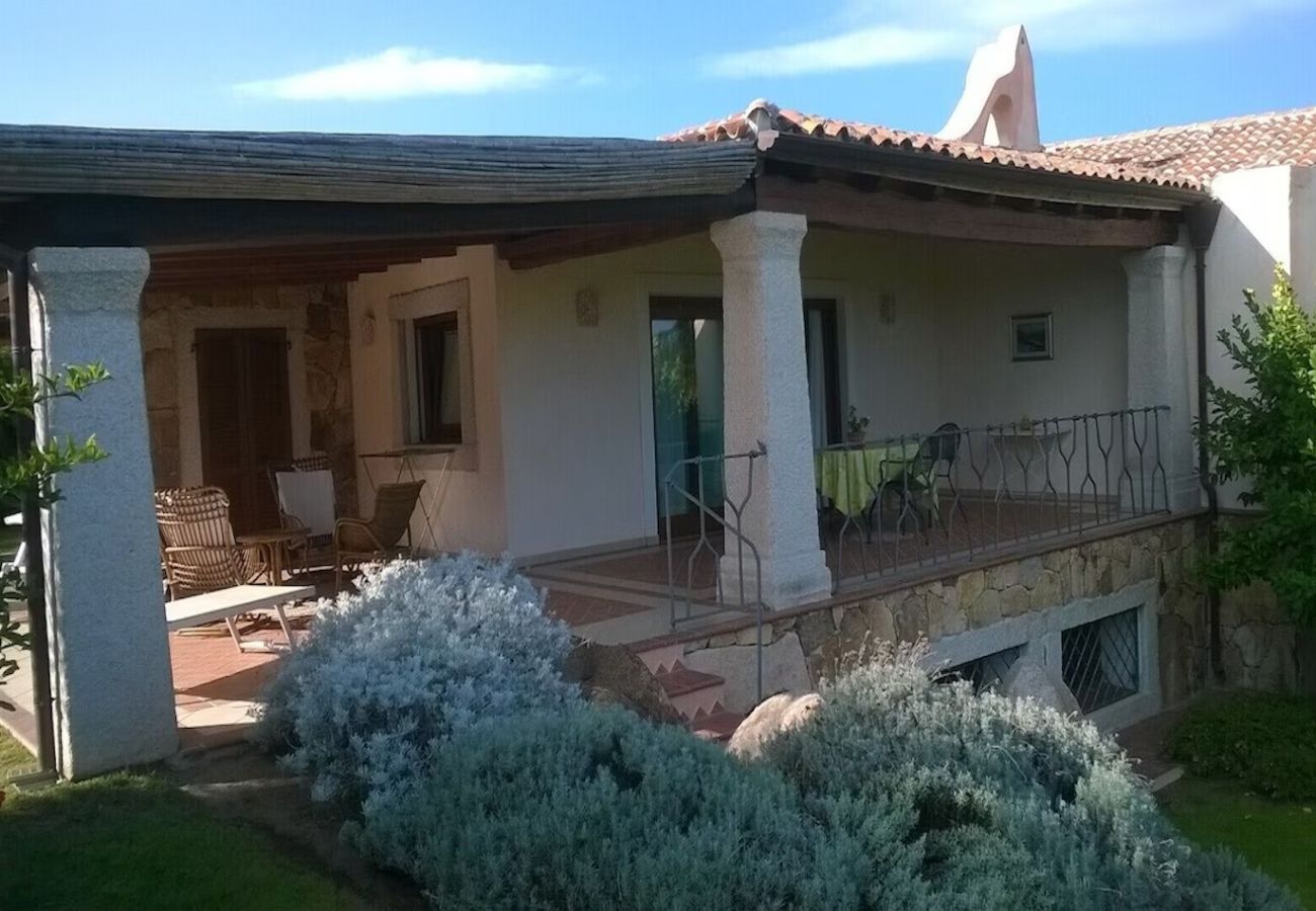Villa a San Teodoro - Villetta Cala Ginepro