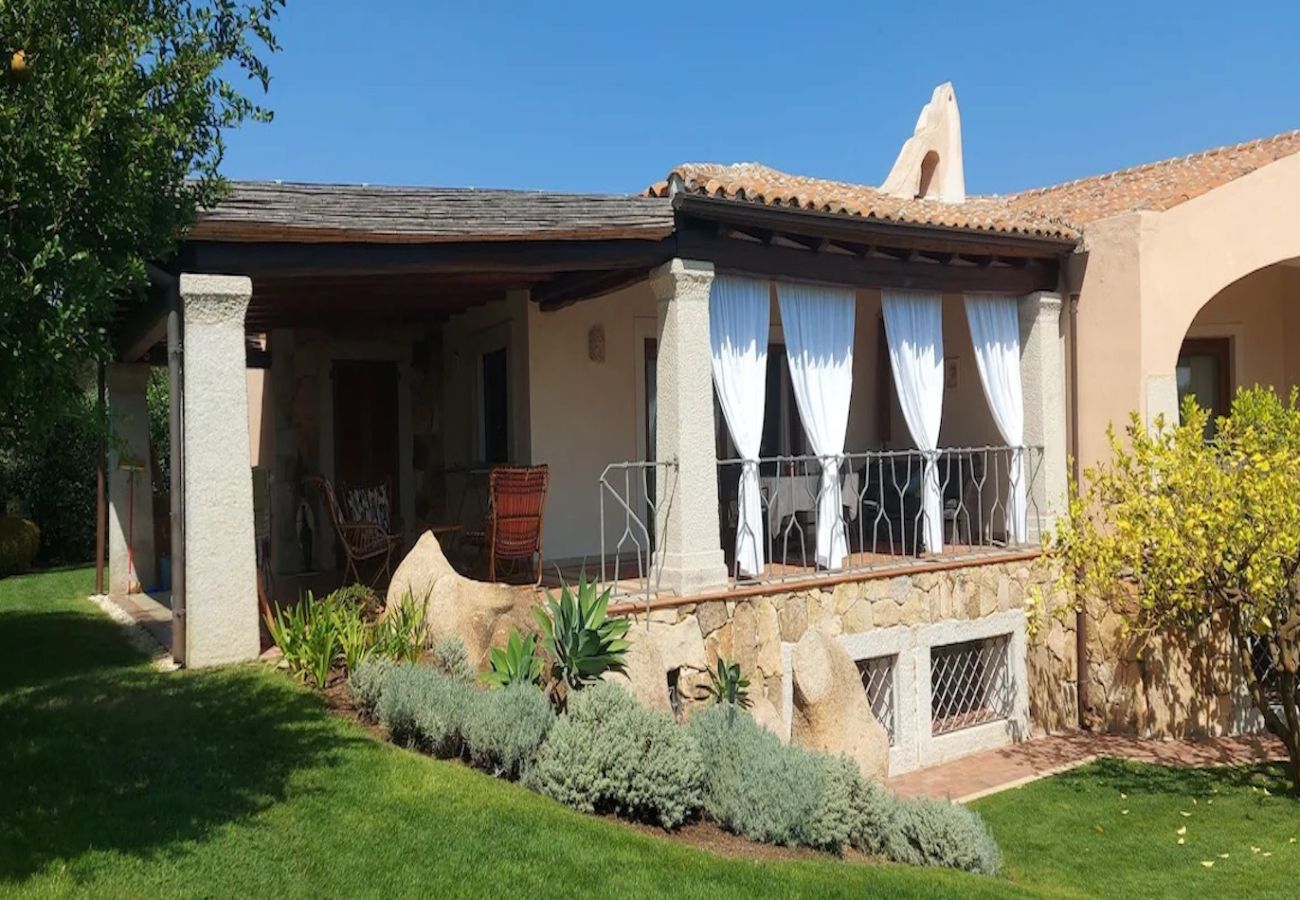Villa a San Teodoro - Villetta Cala Ginepro