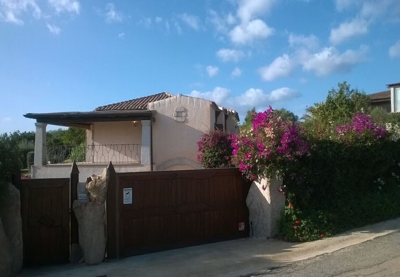 Villa a San Teodoro - Villetta Cala Ginepro