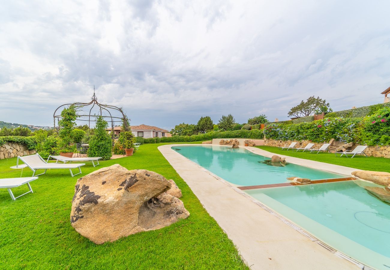 Villa a Porto Cervo - Villa Domo Mea - by Searly