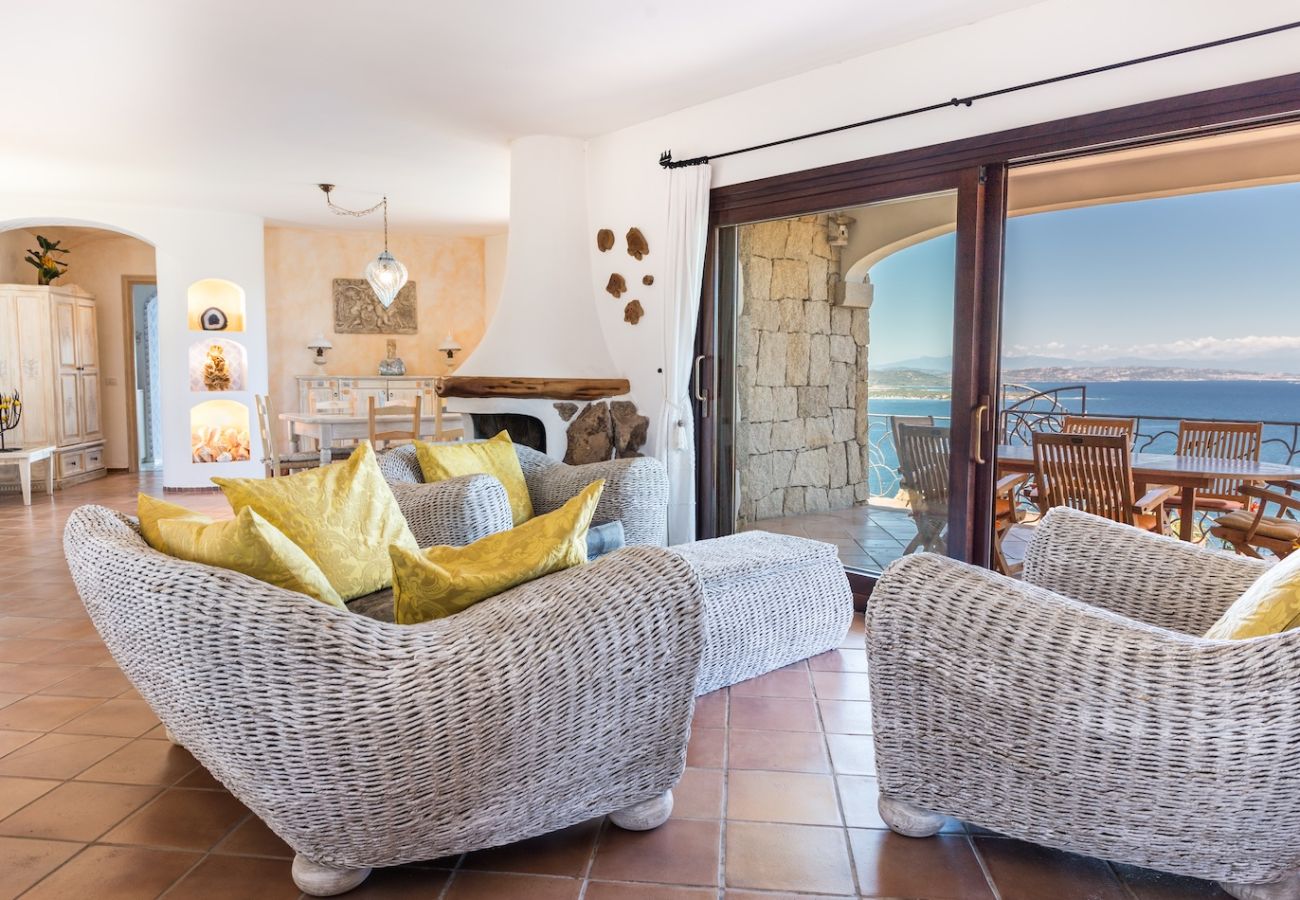 Villa a Baia Sardinia - Villa Quercia