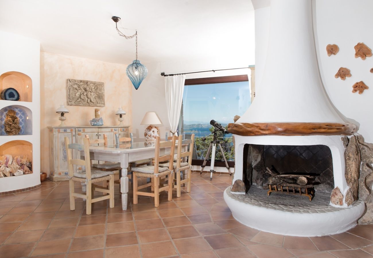 Villa a Baia Sardinia - Villa Quercia