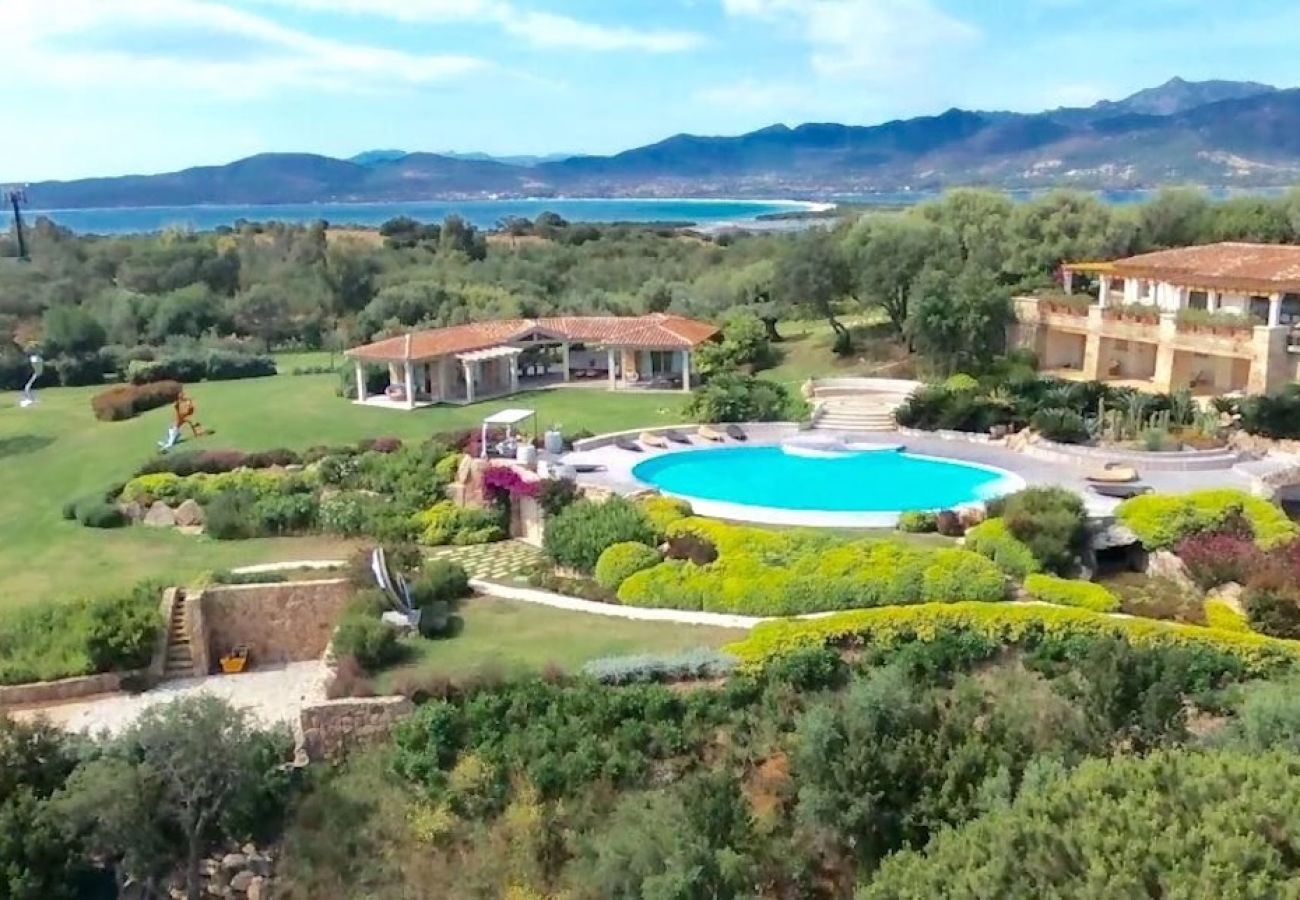 Villa a Puntaldia - H2O