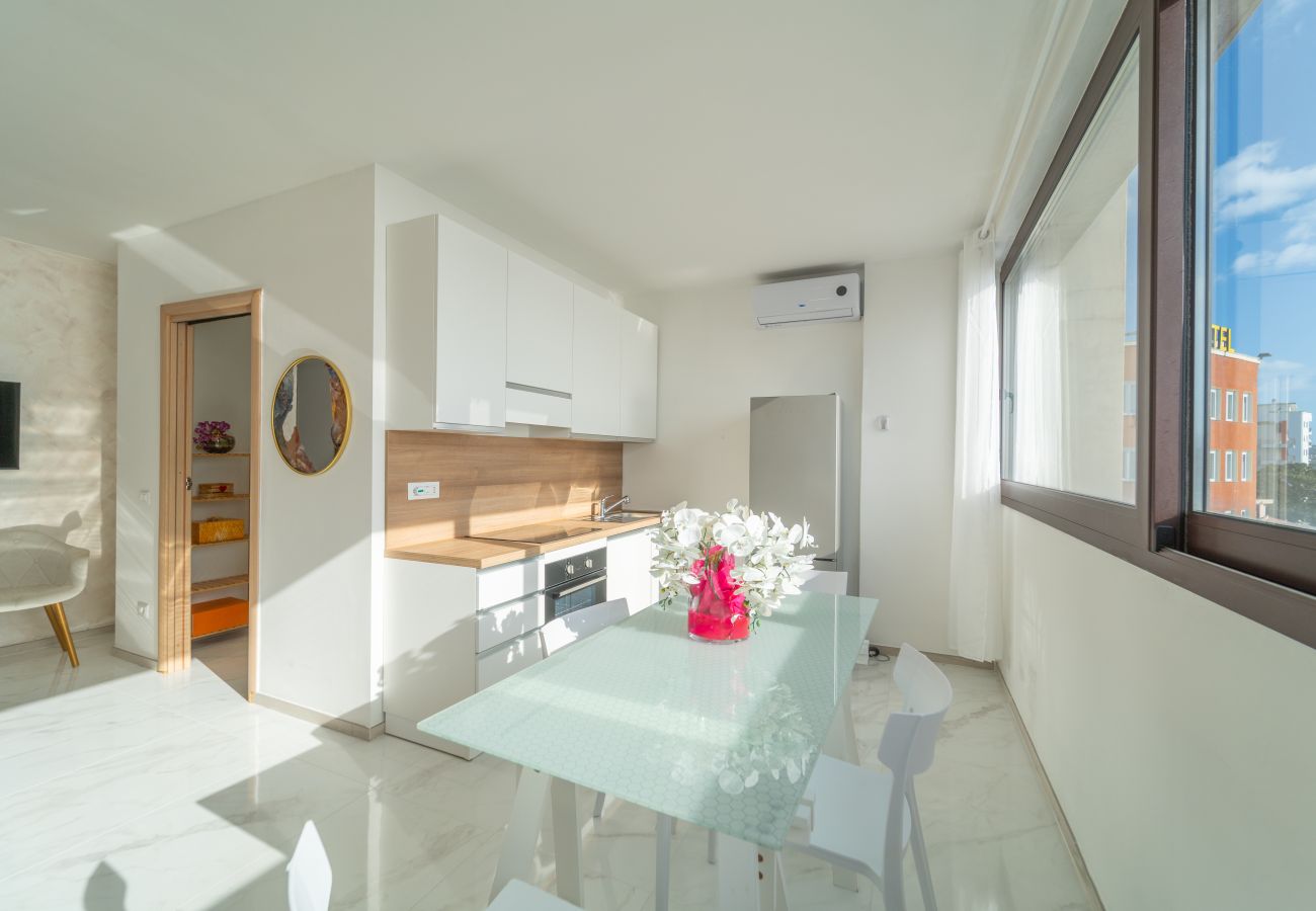 Appartamento a Olbia - Sea View Escape Waterfront Apartment Olbia