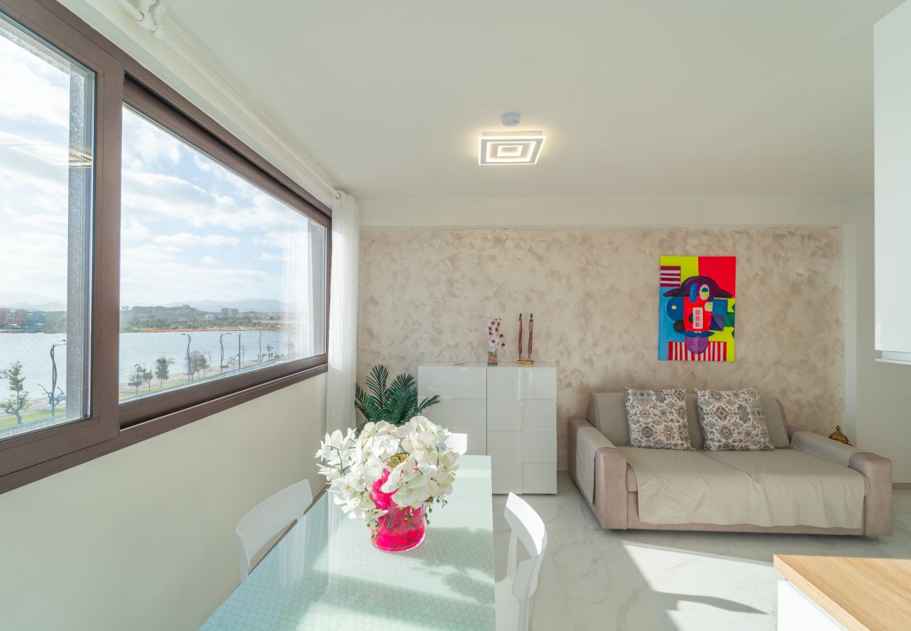 Appartamento a Olbia - Sea View Escape Waterfront Apartment Olbia