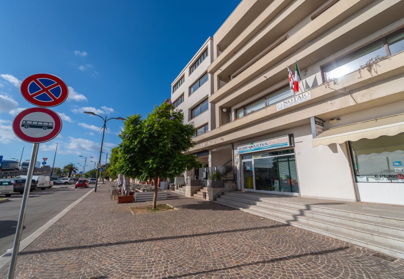Appartamento a Olbia - Sea View Escape Waterfront Apartment Olbia