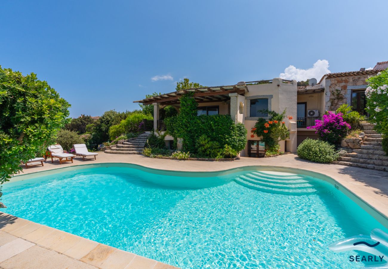 Villa a Porto Cervo - Esclusiva Villa a Pantogia - Porto Cervo