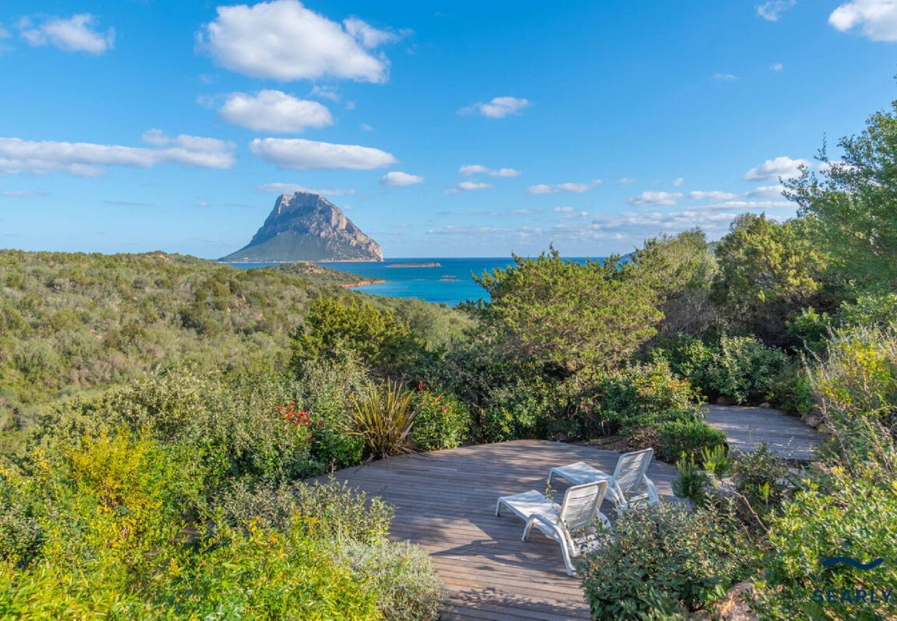 Villa in Porto San Paolo - Villa Nuraghe - By Searly 
