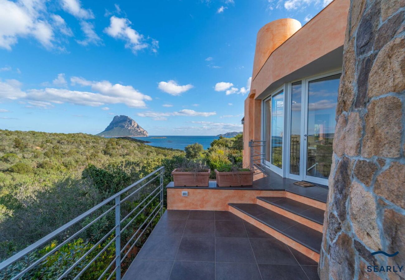 Villa in Porto San Paolo - Villa Nuraghe - By Searly 