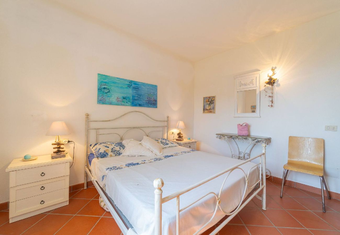 Villa in Baia Sant'Anna - Villetta Bianchi - By Searly - Villetta Bianchi - 