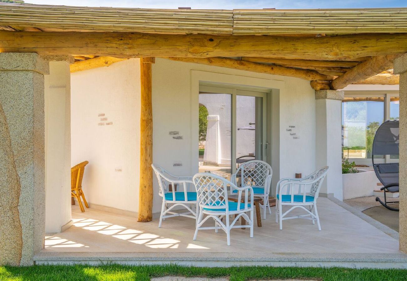 Villa in Porto San Paolo - D&V Luxury Villa - with heated swimming pool - By Searly 