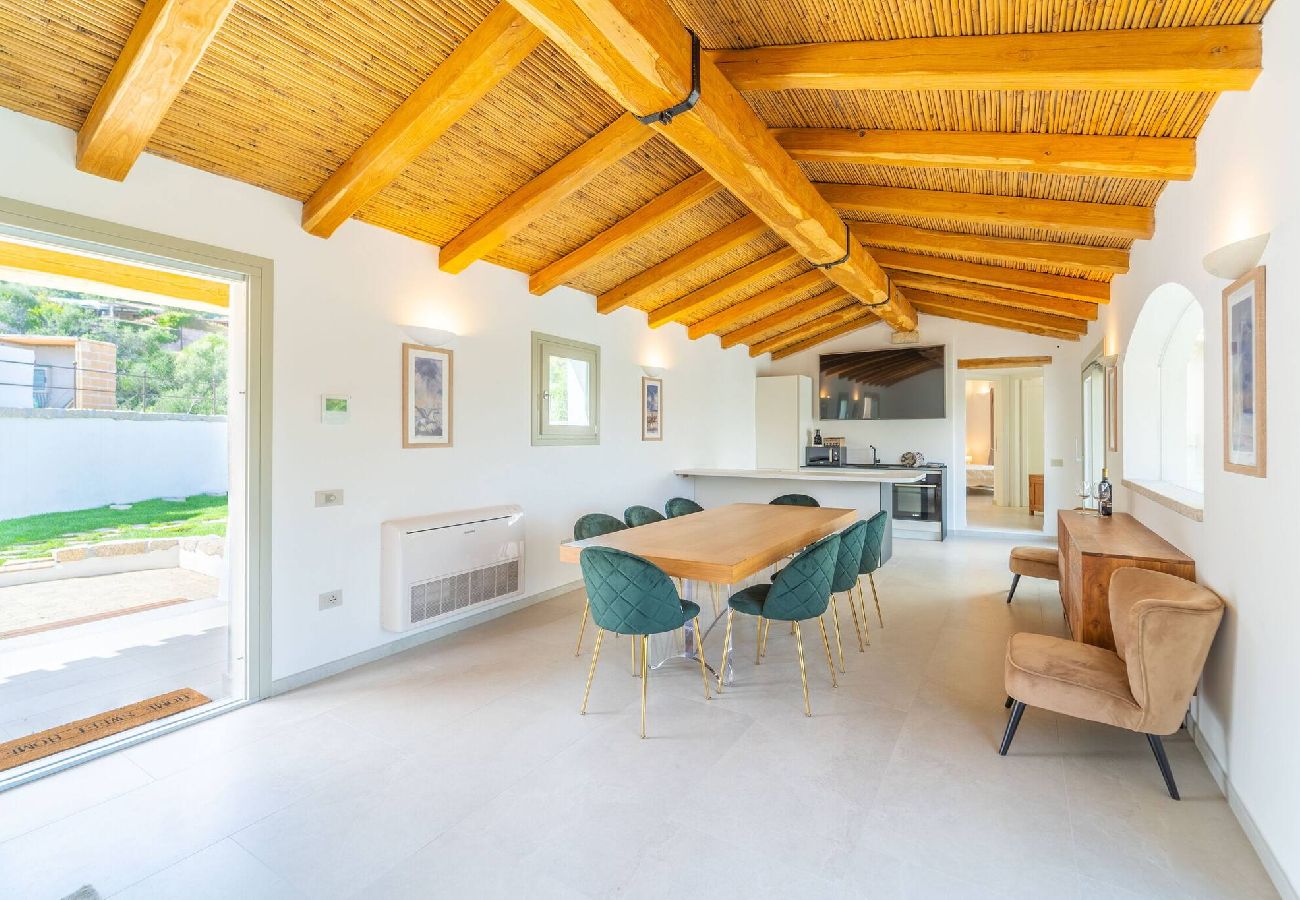 Villa in Porto San Paolo - D&V Luxury Villa - with heated swimming pool - By Searly 