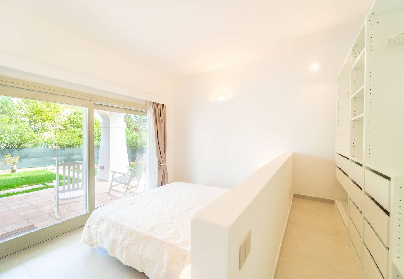 Villa in Porto San Paolo - D&V Luxury Villa - with heated swimming pool - By Searly 