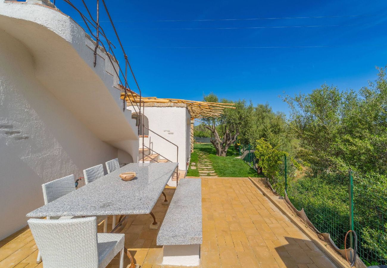 Villa in Porto San Paolo - D&V Luxury Villa - with heated swimming pool - By Searly 