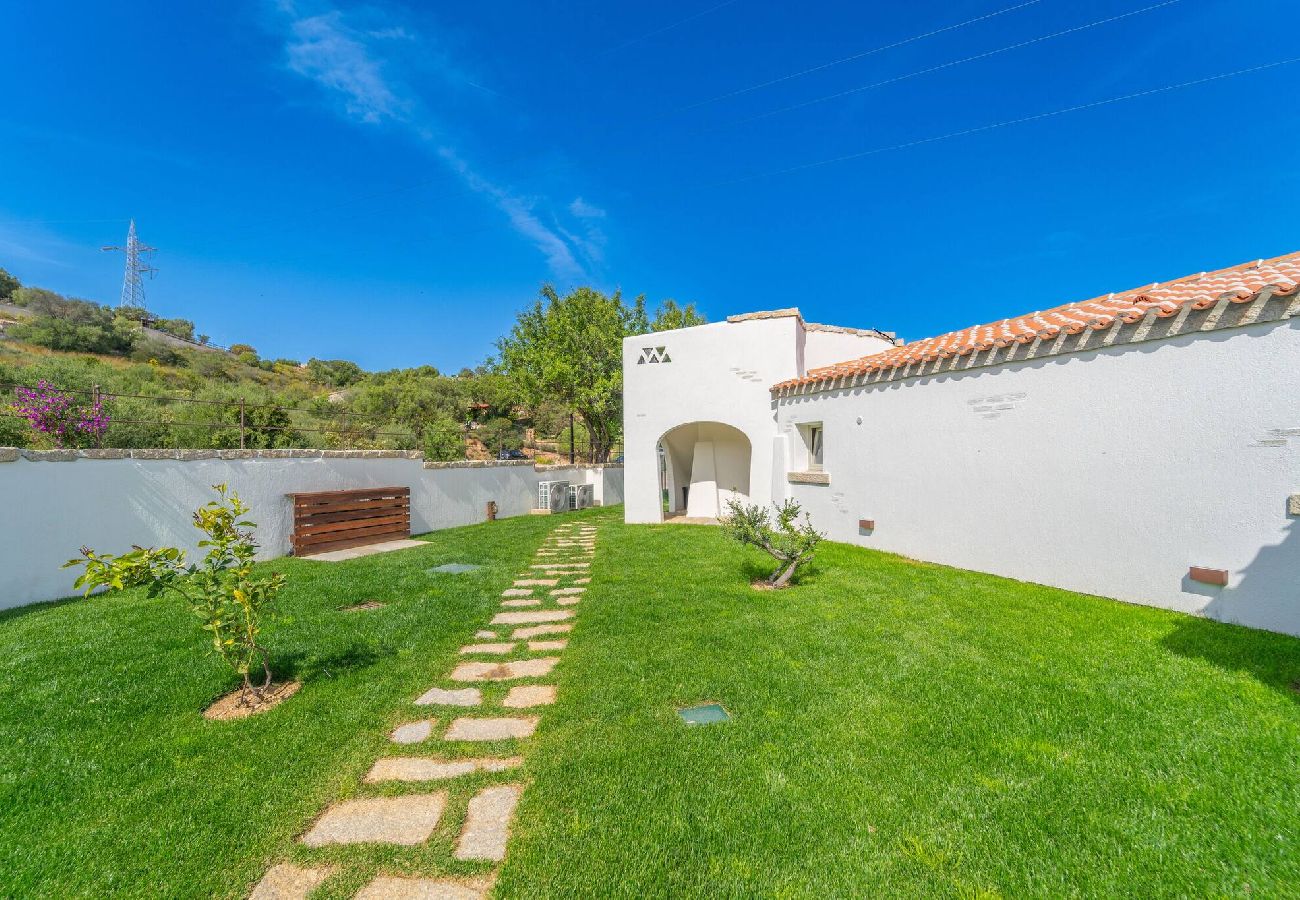 Villa in Porto San Paolo - D&V Luxury Villa - with heated swimming pool - By Searly 