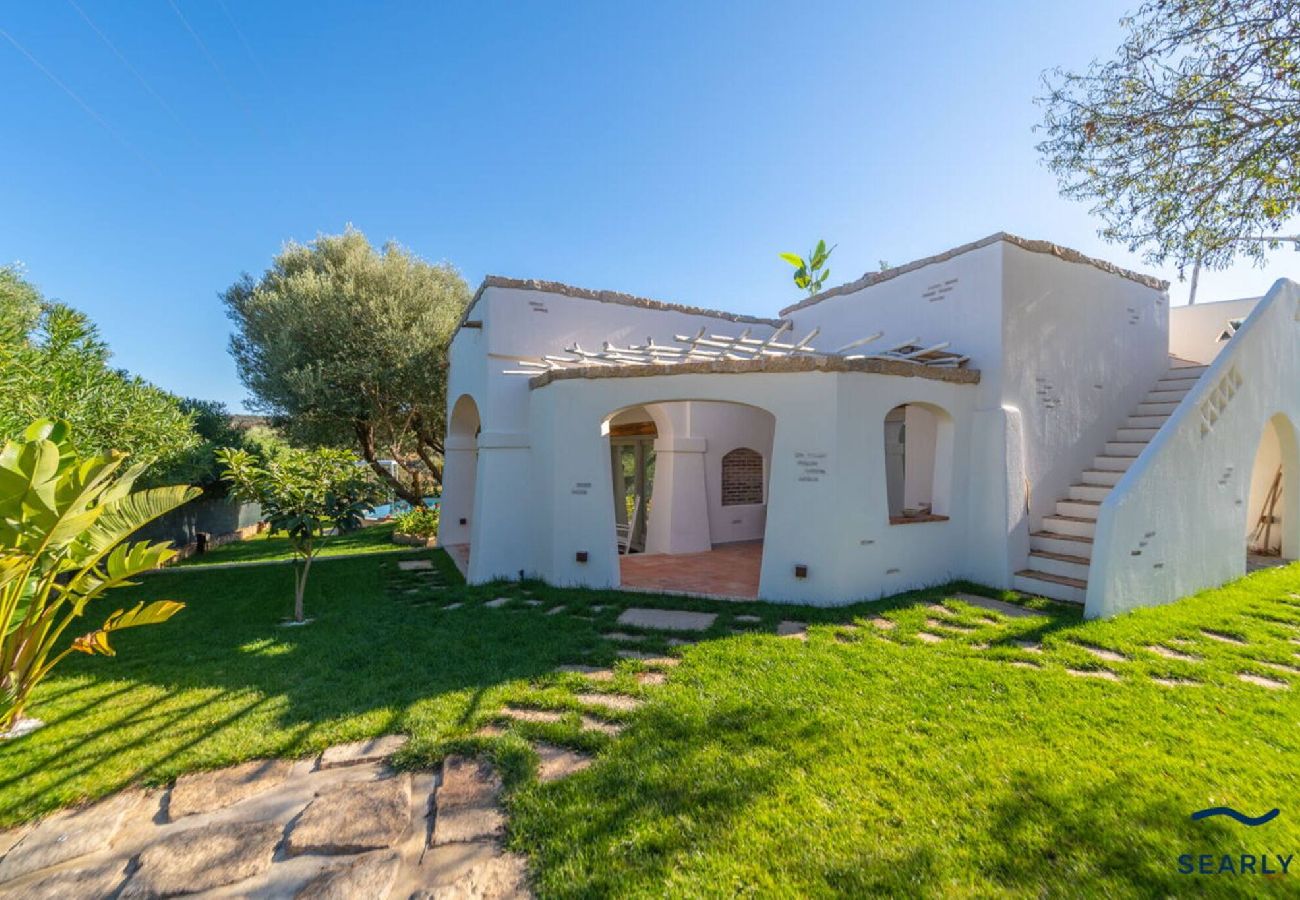 Villa in Porto San Paolo - D&V Luxury Villa - with heated swimming pool - By Searly 