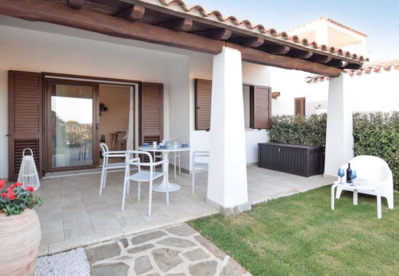 Villa in Baia Sant'Anna - Villa Harmony - By Searly